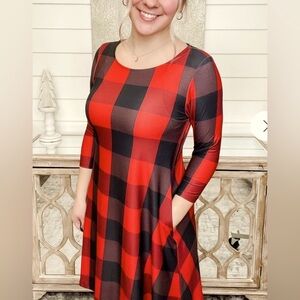 Yelete Buffalo Plaid Red Black Long Sleeves Pockets Midi Dress Women’s M NWT